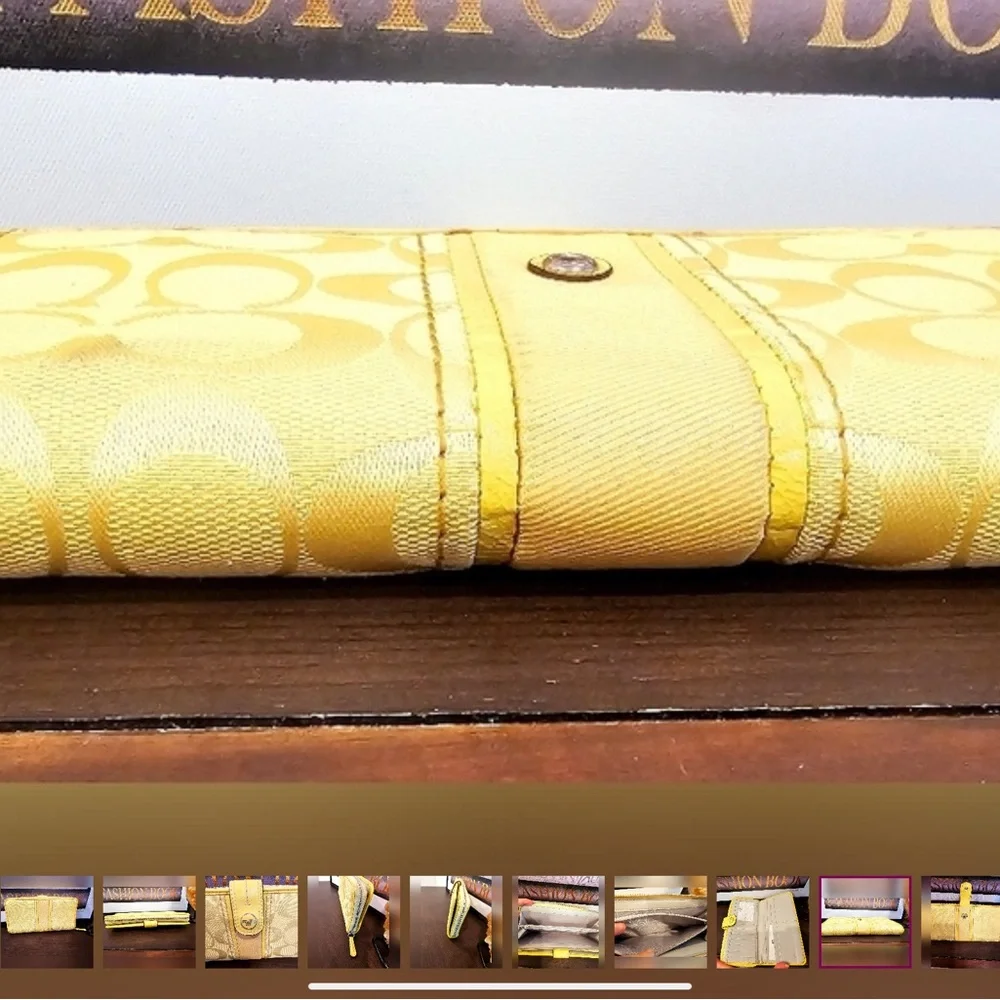 Coach this wallet